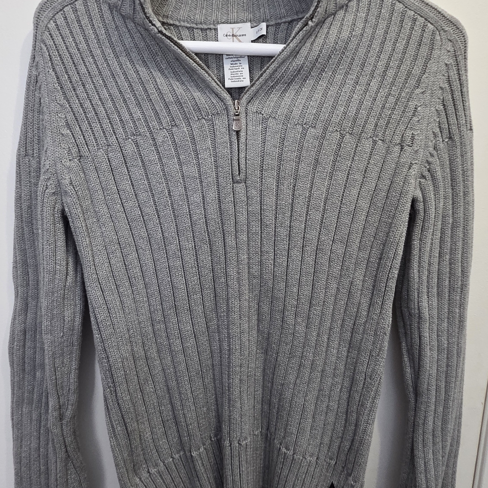 Calvin Klein Jeans Men's Light Gray Ribbed Zip Sweater